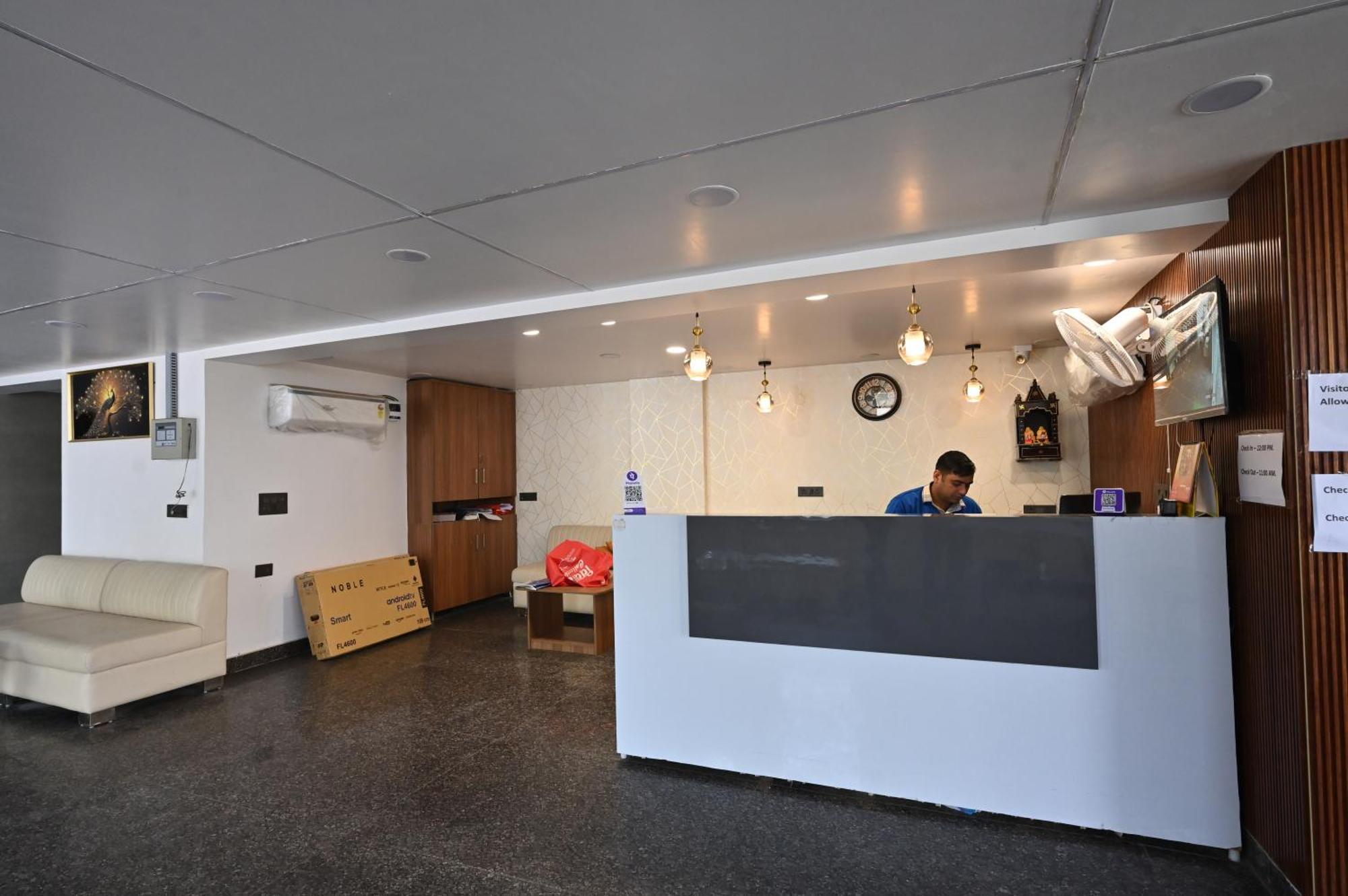 Hotel Down Town Paschim Vihar Delhi  Dış mekan fotoğraf