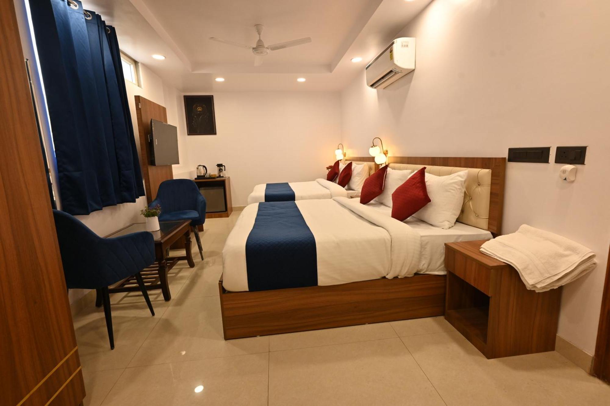 Hotel Down Town Paschim Vihar Delhi  Dış mekan fotoğraf