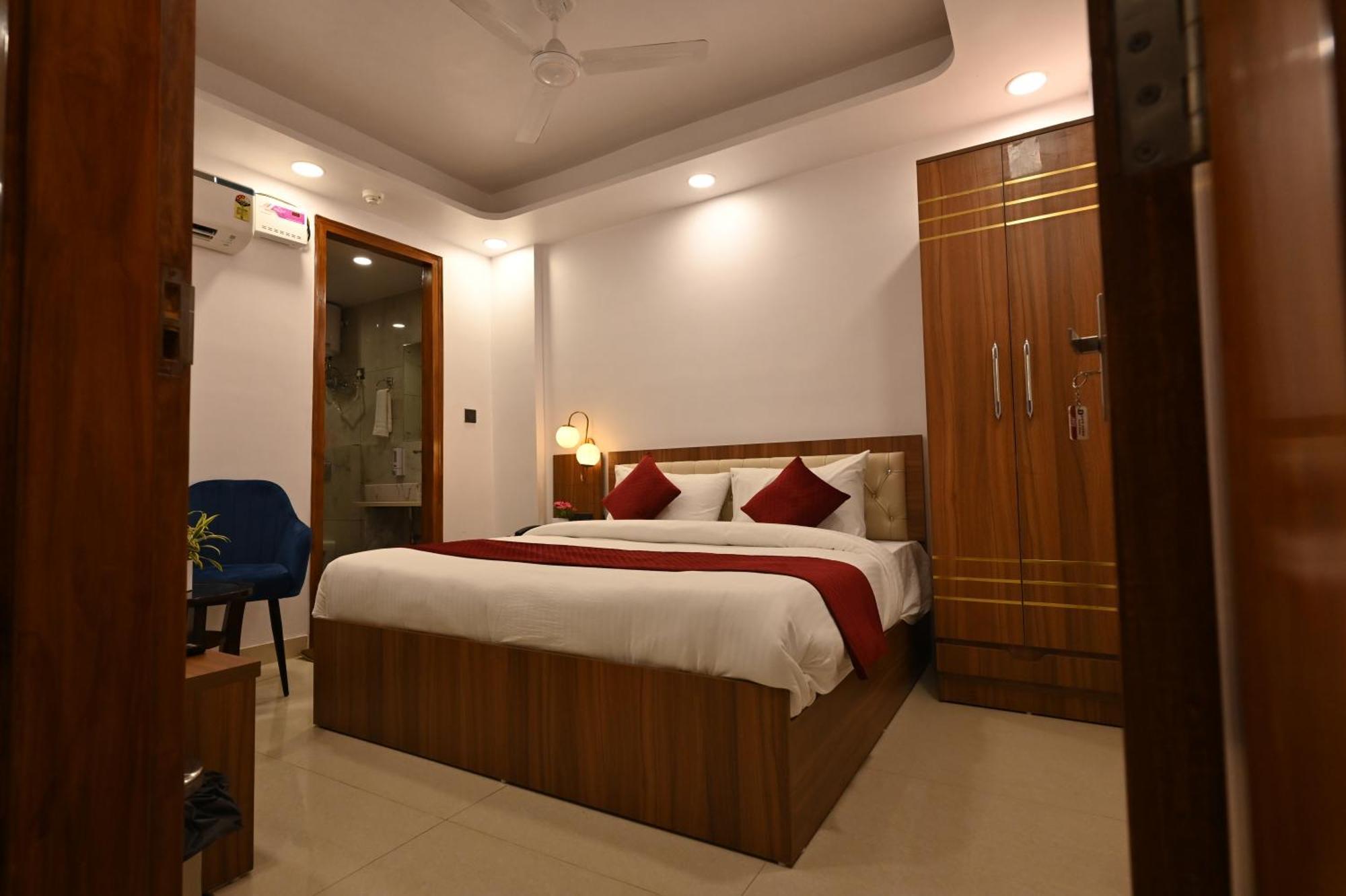 Hotel Down Town Paschim Vihar Delhi  Dış mekan fotoğraf