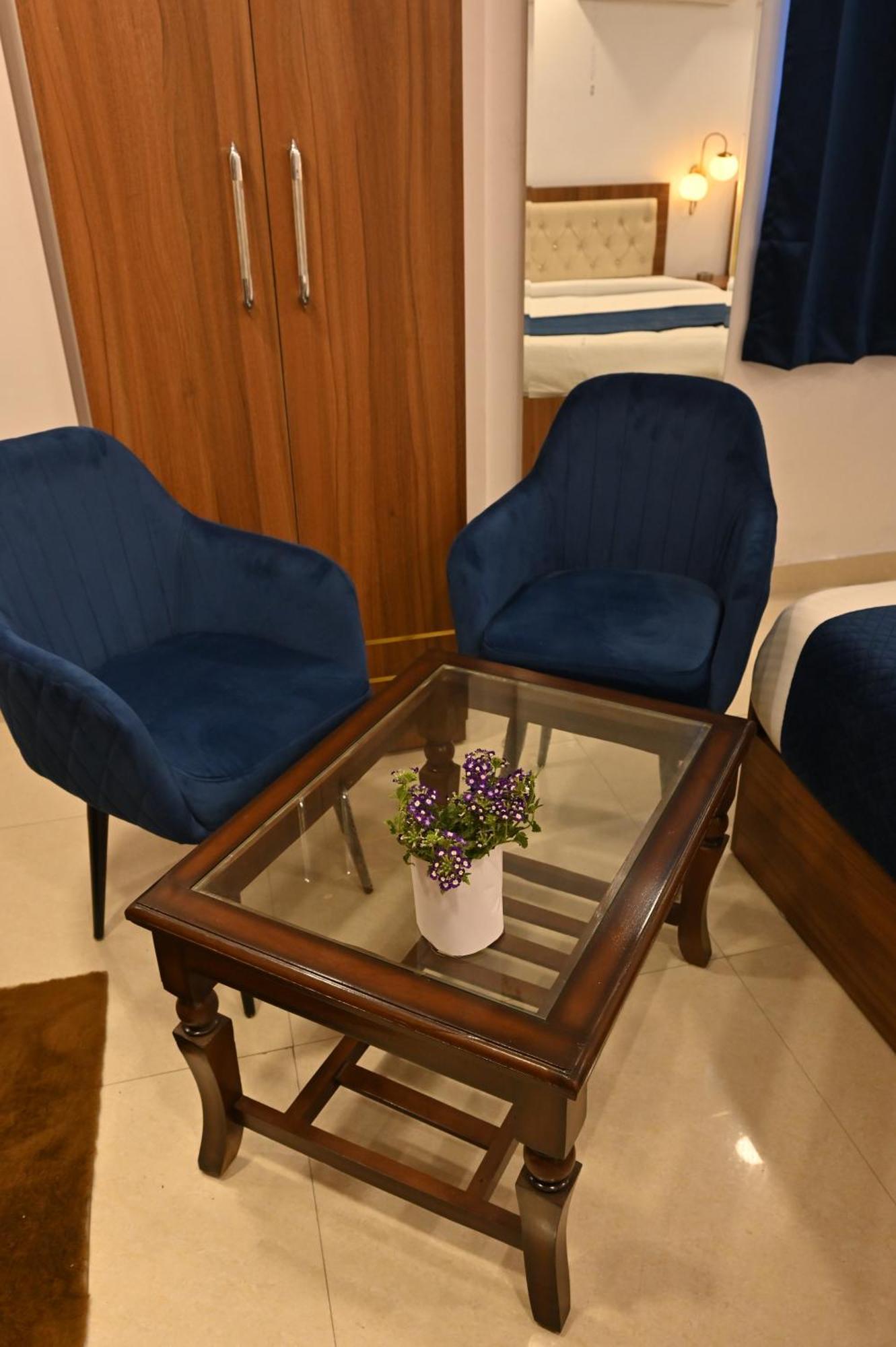 Hotel Down Town Paschim Vihar Delhi  Dış mekan fotoğraf