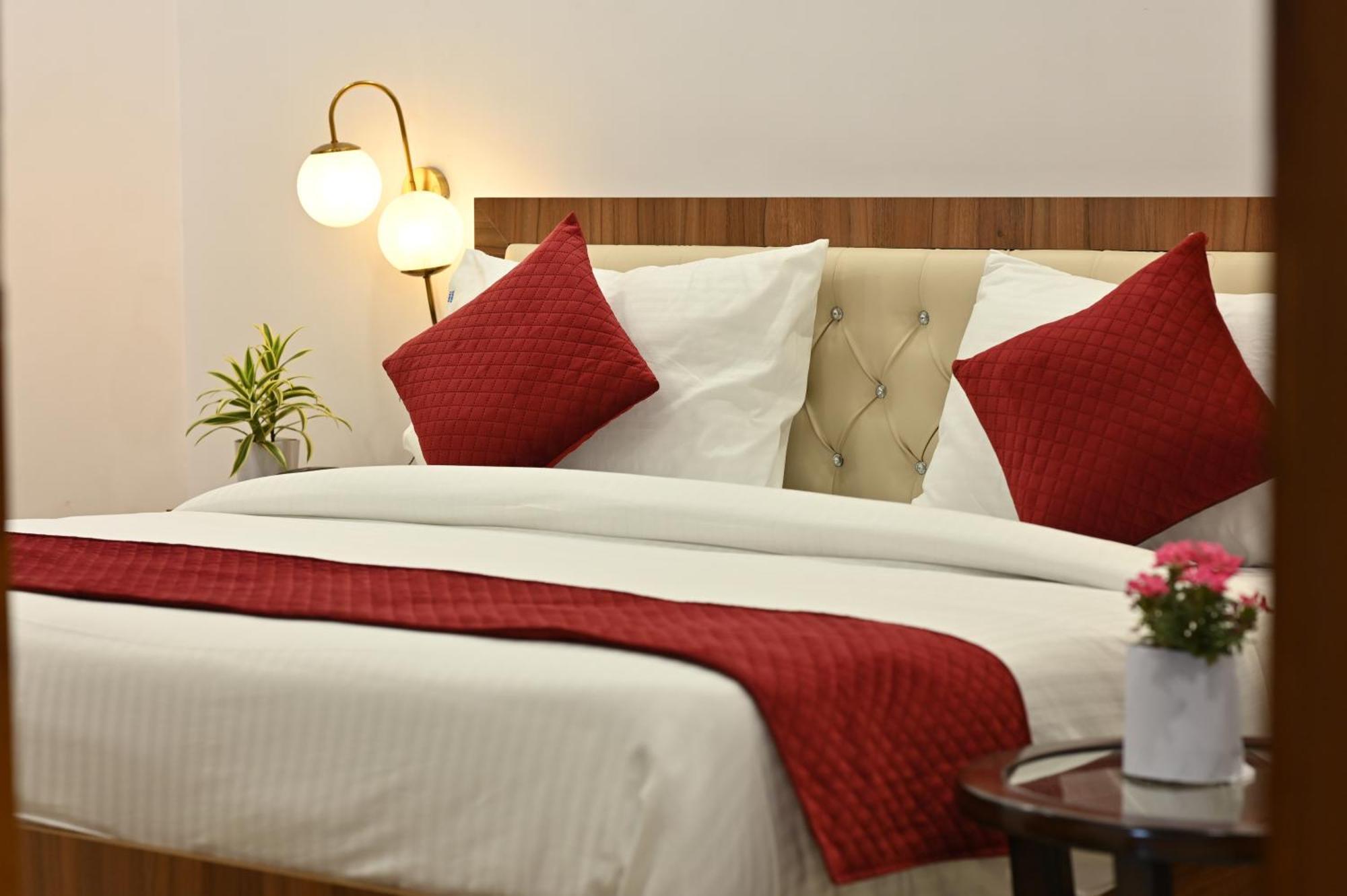 Hotel Down Town Paschim Vihar Delhi  Dış mekan fotoğraf