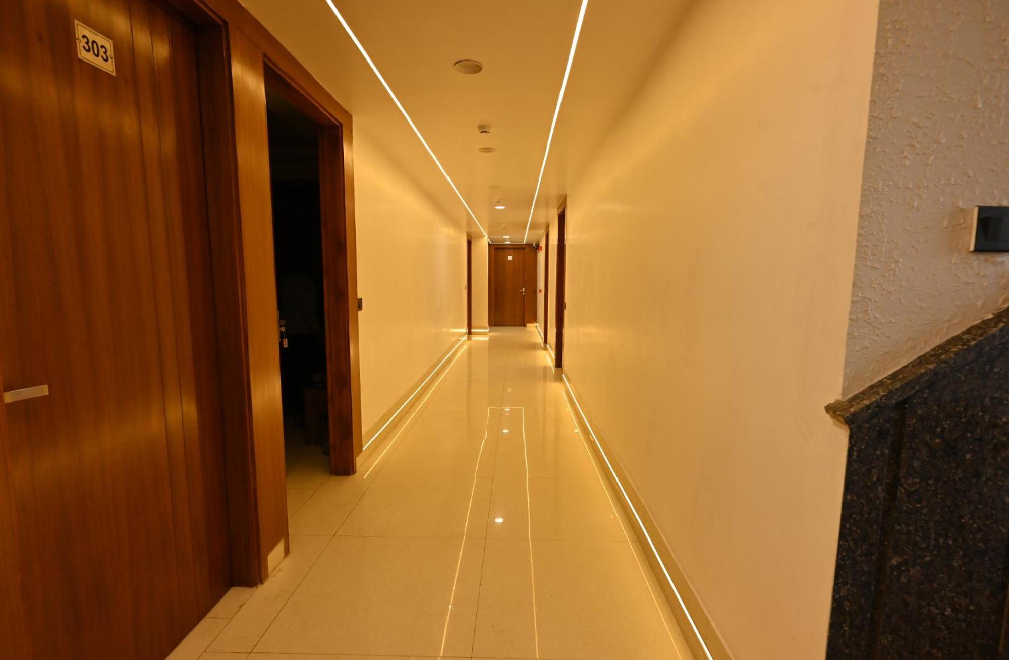 Hotel Down Town Paschim Vihar Delhi  Dış mekan fotoğraf